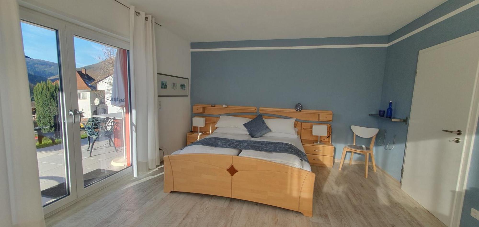 Ferienwohnung Casa Rossa เนคคาร์ชไตนัค ภายนอก รูปภาพ